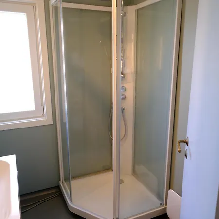 Hus Med Havutsikt Og Stor Terrasse Villa *